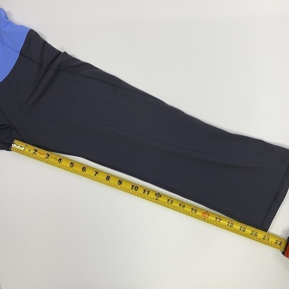 Lululemon Gray Blue Capri/Crop Pants Size 4 - Picture 5 of 6